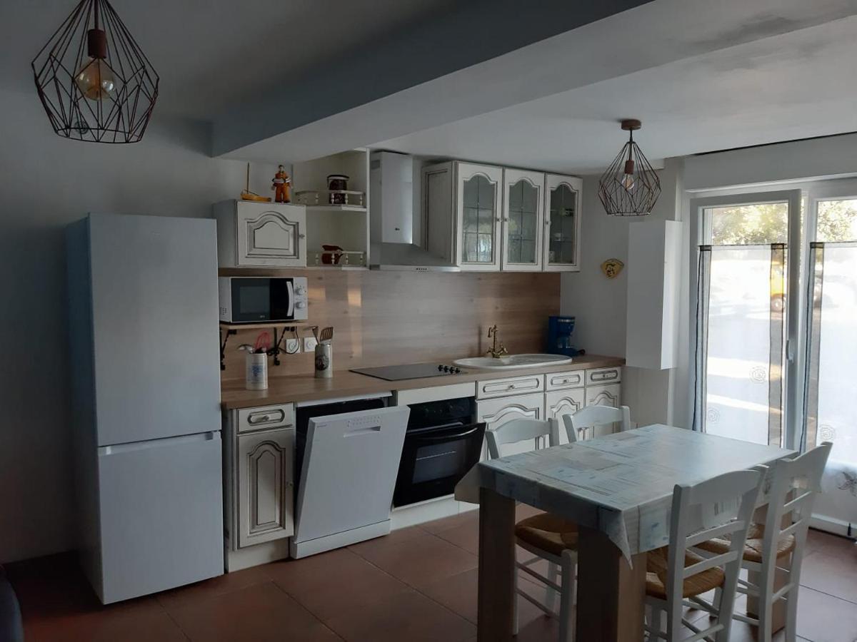 Ferienwohnung Au Coeur De Pornic Exterior foto